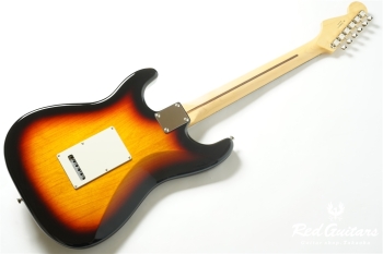  Made in Japan Hybrid II Stratocaster - 3-Color Sunburst